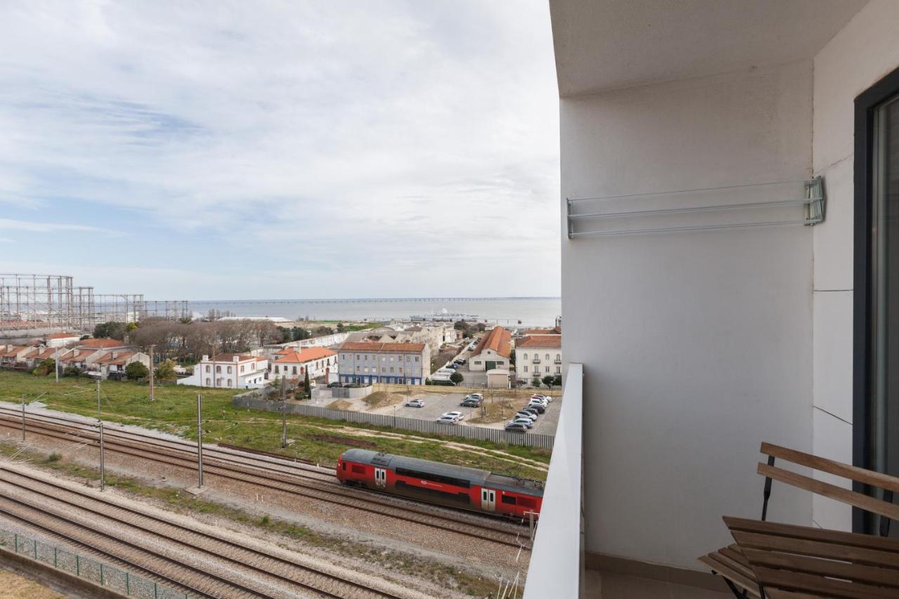 Flh Marvila Family Apartment Lisbon Bagian luar foto